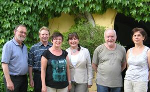 Beate Seitz-Weinzierl mit Mitgliedern der SPD-Kreistagsfraktion.