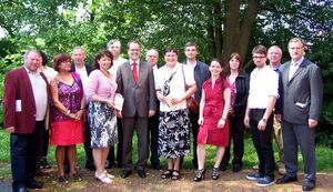 Die Mitglieder des SPD AK Labertal mit Pfarrer Peter Nauhauser, Markus Rinderspacher und Kirchenvorstand